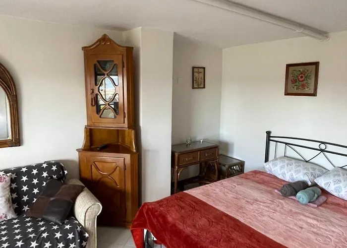 Sea Breeze Apartament *